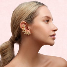 Load image into Gallery viewer, Lulu Zirconia Ear Cuff