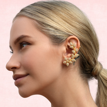 Load image into Gallery viewer, Lulu Zirconia Ear Cuff