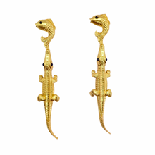Load image into Gallery viewer, Alligator Kiki Earrings