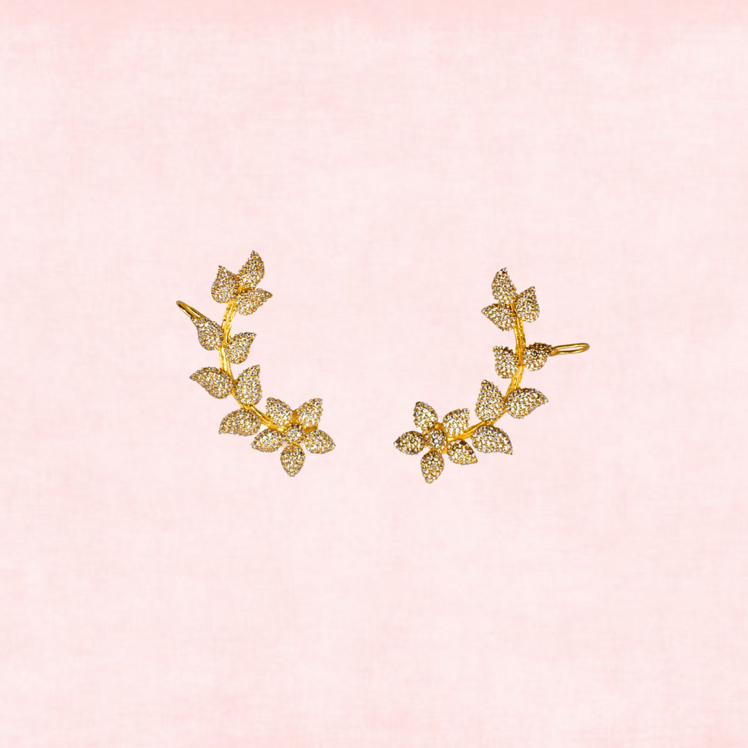 Lulu Zirconia Ear Cuff