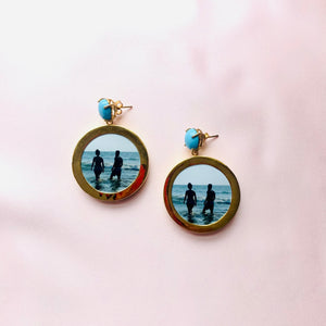 Customize your earrings: Alice
