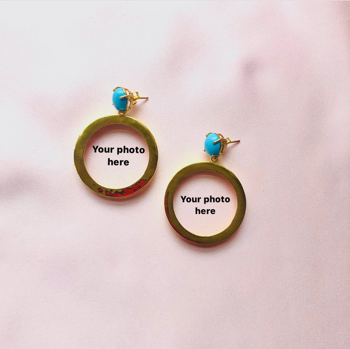 Customize your earrings: Alice